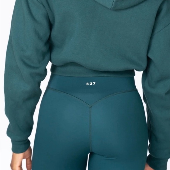 437 Workout Set - Picture 3 of 8